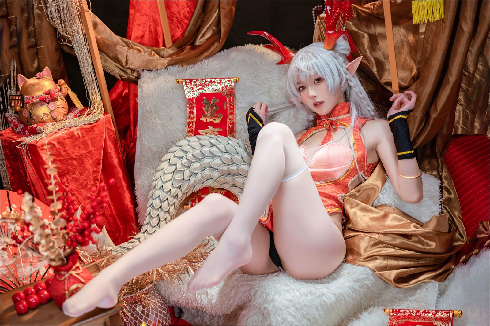 Abao is also a bunny girl NO.084, celebrating the Chinese New Year with the Dragon Sister(29)